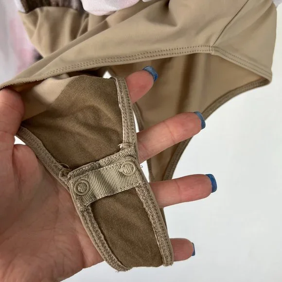 Aritzia Babaton Ambrose Bodysuit Frost Pink Dream Wrap-front Size Small S I1396 - Picture 8 of 14